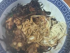 -沪西老弄堂面馆(定西路店)