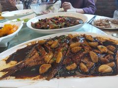 -天桥饭店·特色海鲜(金山嘴渔村店)