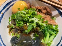烧椒皮蛋肥肠面-食之六七·面(朝阳大悦城店)