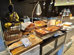 -筠咖啡西餐厅(上海国展宝龙丽筠酒店)