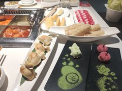 -海底捞火锅(世界城广场店)