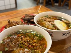 -矮子粉店1985·长沙米粉(湘春路店)