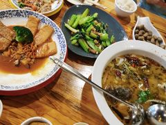 -花溪雨·森林餐厅(石基店)