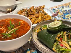 -云海肴·汽锅鸡·云南菜(天山百盛优客店)