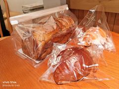 -方炉·天然食材面包店(青秀店)