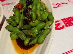 -肥肥虾庄·金牌油焖大虾(汉街SKP店)