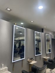 点击看大图 -八佰伴8008星级形象店
