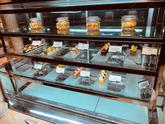 面包甜点陈列柜-天诚丽筠酒店-西餐厅