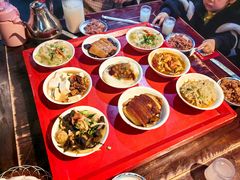 -蓝田九大碗民俗食府(蓝田店)