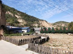 -梁家河村红色旅游区