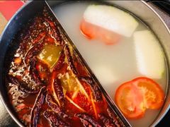 鸳鸯锅-金海阁海鲜火锅