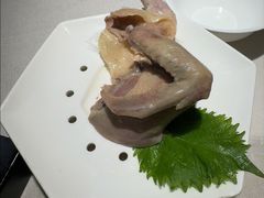 千禧盐水乳鸽-狮王府淮扬菜(万象城店)