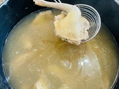 乳鸽火锅-皇鸽餐厅(龙塘店)