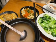 -莲餐厅·湖北菜·潜江小龙虾店(愚园路店)