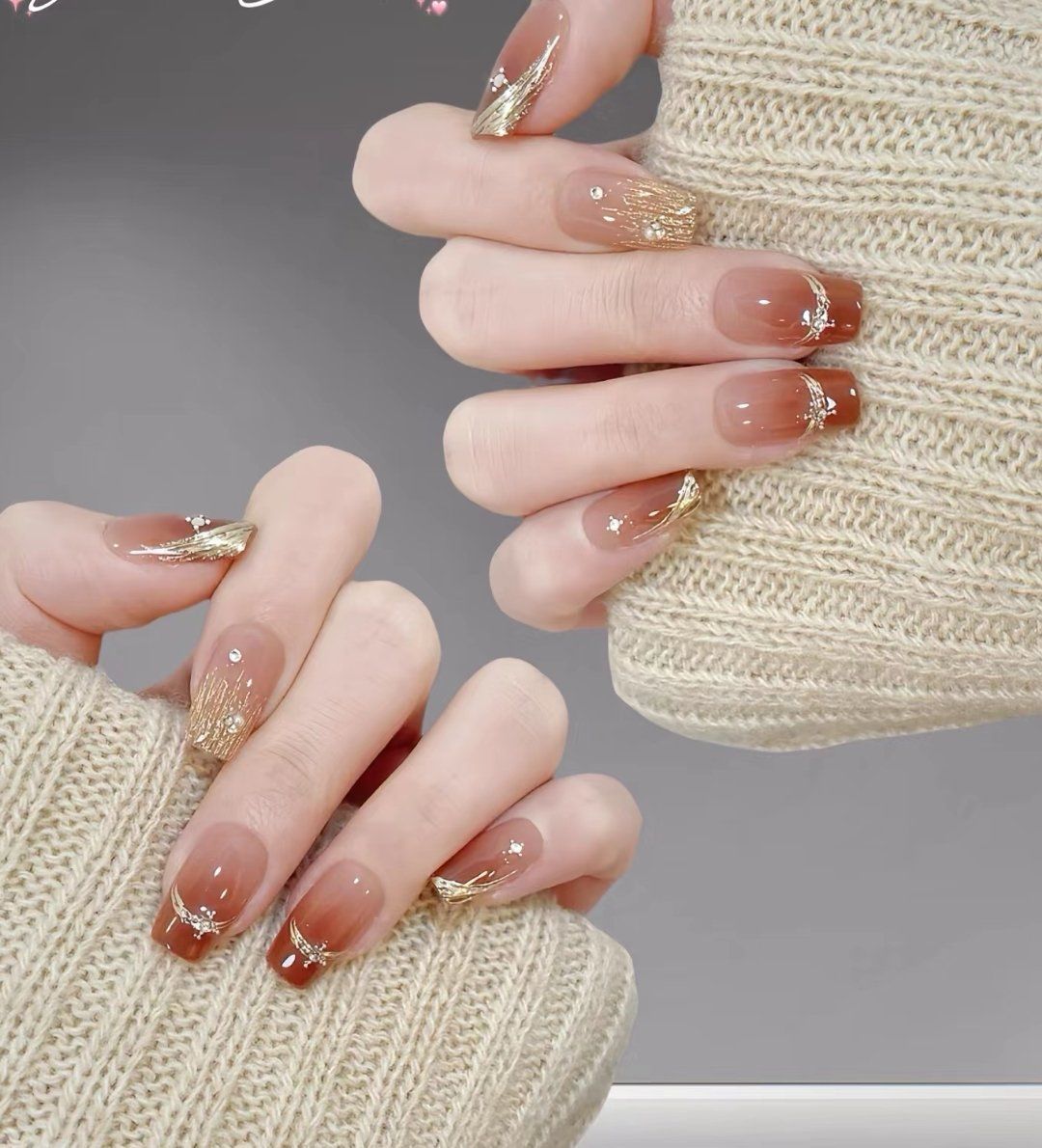 新年美甲,红色做腻的话,那就换这种南瓜色吧