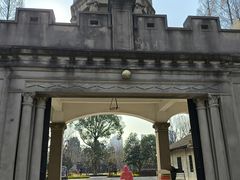 -上海市龙华烈士陵园