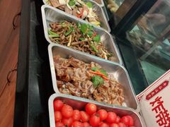 自助取餐区-华盛园卷子王农家菜水库鱼