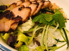 碳烤猪颈肉捞檬粉-美奈小馆·越南料理(中航城君尚购物中心店)