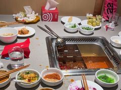 -海底捞火锅(宝龙广场夜宵主题店)