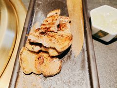 -铭牛烧肉·和牛海鲜自助(高新月牙湖店)