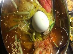-马路牙子地桌烤肉(工体店)