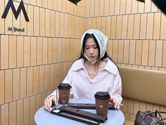 -M Stand(蓝色港湾店)