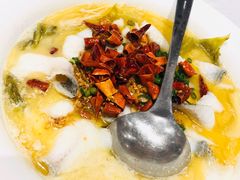金牌酸菜鱼-名苑皇宫酒家(来魅力壁画村店)