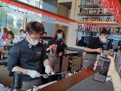 -星巴克臻选(上海合生汇1F店)