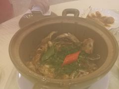 鱼头煲-东湖国际大酒店叠石酒楼
