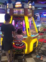 -LuckyStar幸运星家庭娱乐中心(东莞国贸店)