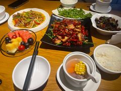 -隔壁老王·家常云南菜(花巷店)