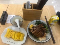 -狮头牌卤味研究所·卤味饭(花城汇南区店)