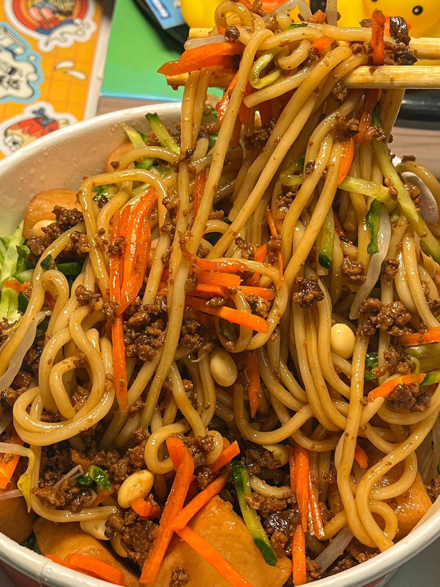 外卖当中的炸酱面高手