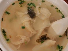小馄饨-三两春肚肺汤(崂山路店)