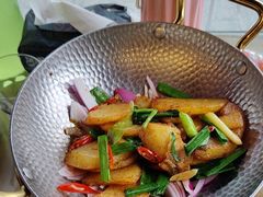 -隔壁老王·家常云南菜(花巷店)
