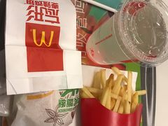 -麦当劳(广州新港东路第二分店)