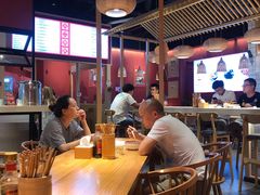 -八二小区抄手(龙湖上城天街店)