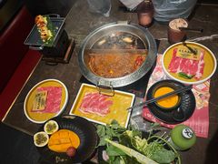 -一绪に和牛寿喜烧(罗湖益田假日店)