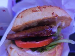 -必胜客(航洋国际店)