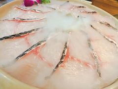 -东巴人鱼豆花火锅(幸福街店)