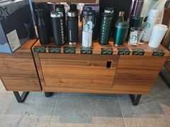 -星巴克(台州温岭领悦广场店)