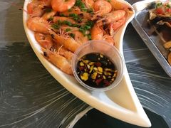 -覃记海鲜美食餐厅