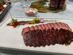 腊肉拼盘-阿斯牛牛·凉山菜(新会展店)