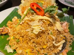 -大头虾越式风味餐厅(光明广场店)