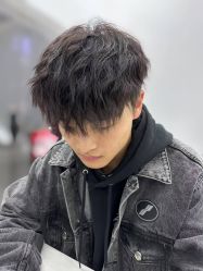 -尤司男士国潮理发馆