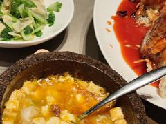 -小厨娘绣中淮扬(总统府大行宫店)