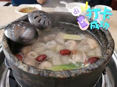 墨脱石锅椰子鸡-墨脱石锅椰子鸡•糟粕醋•东山羊(大东海店)