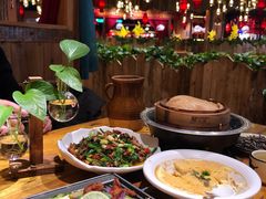 -老滇山寨•云南特色菜•地方菜•民族风情歌舞表演(金碧店)