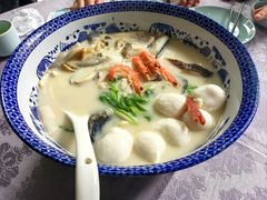 极品鱼头皇-山外山菜馆(玉泉路店)