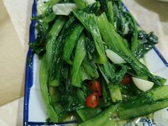 清炒油麦菜-尕有炕锅烤羊肉